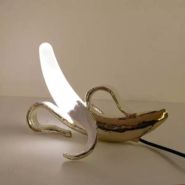 banana lamp huey