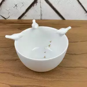 Diep schaaltje vogeltjes