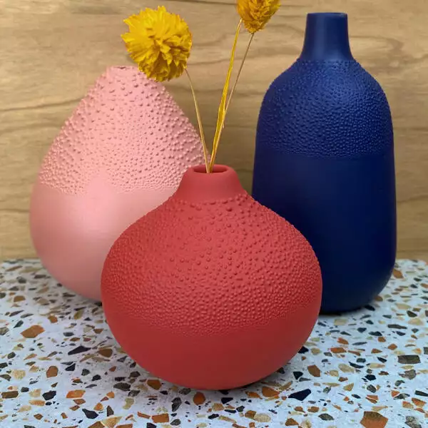 pearl vase red