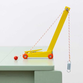 floris hover yellow crane