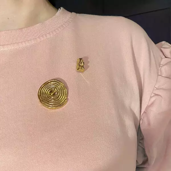 Goldbear pin