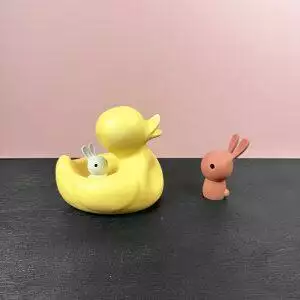 mr. ugly duckling small geel