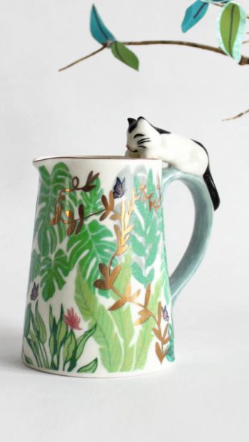 milk jug cat, House of Disaster