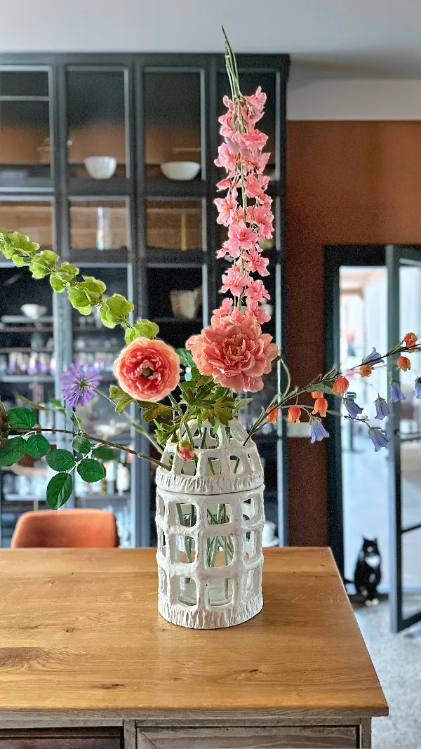 Pique-fleurs vase white Rosie – SERAX