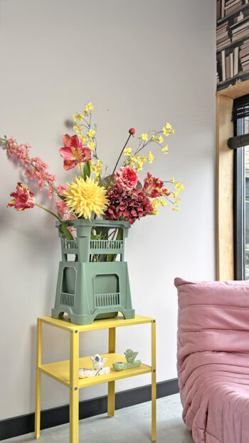 Flower crate vase Green