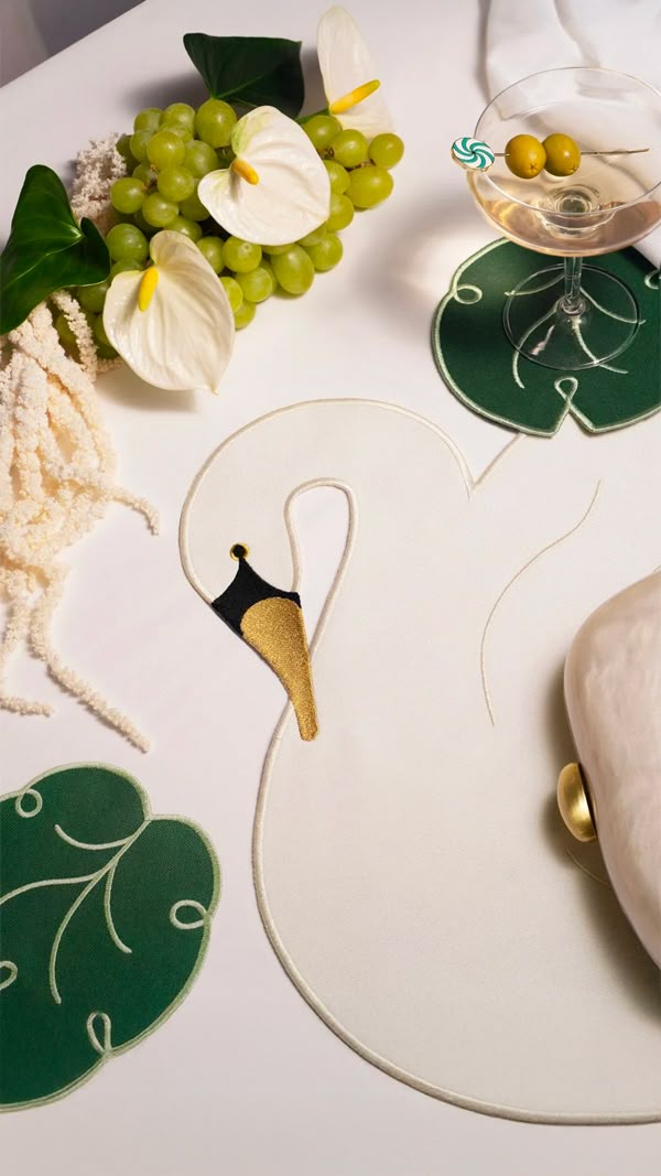 Swan Placemat